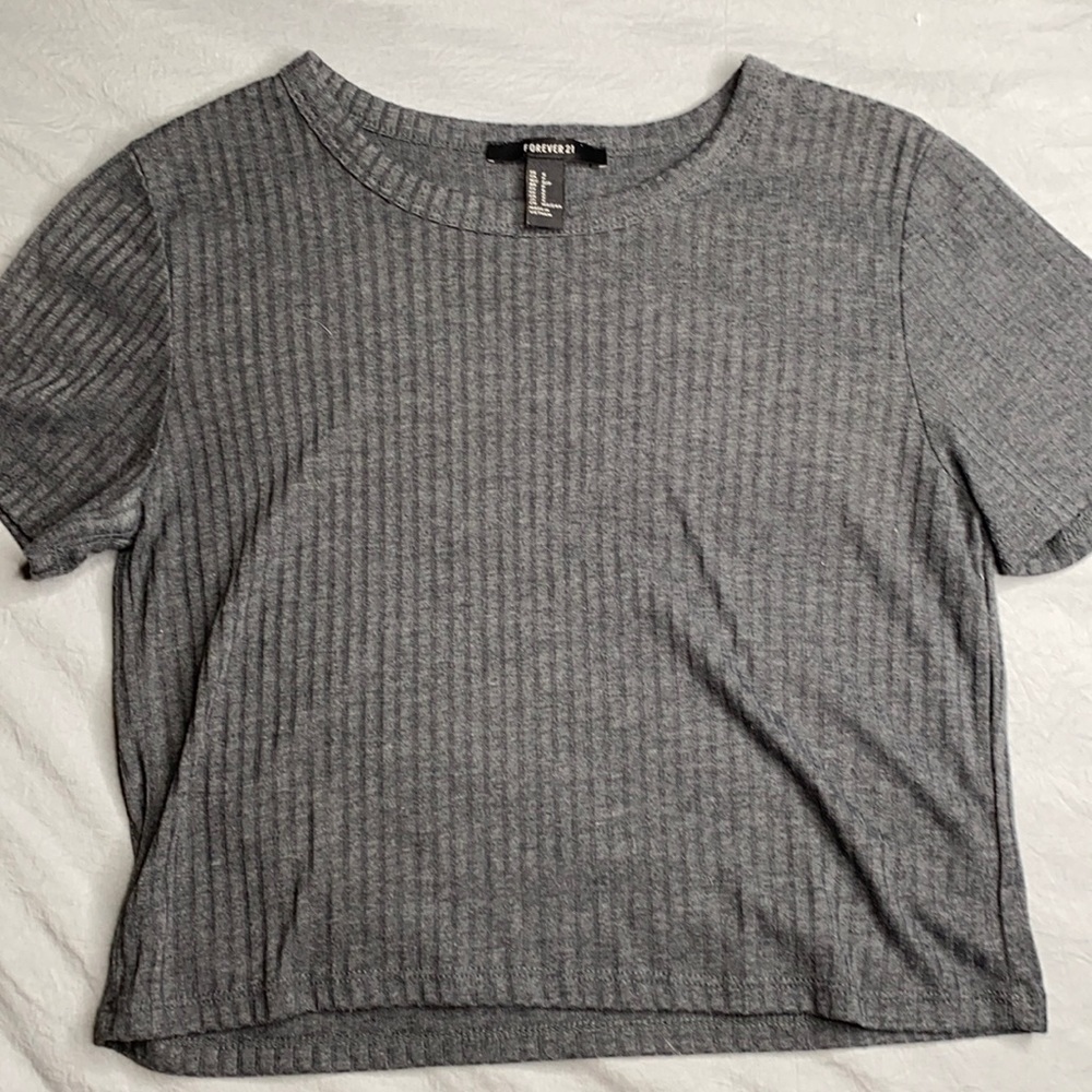 Grey crop top!